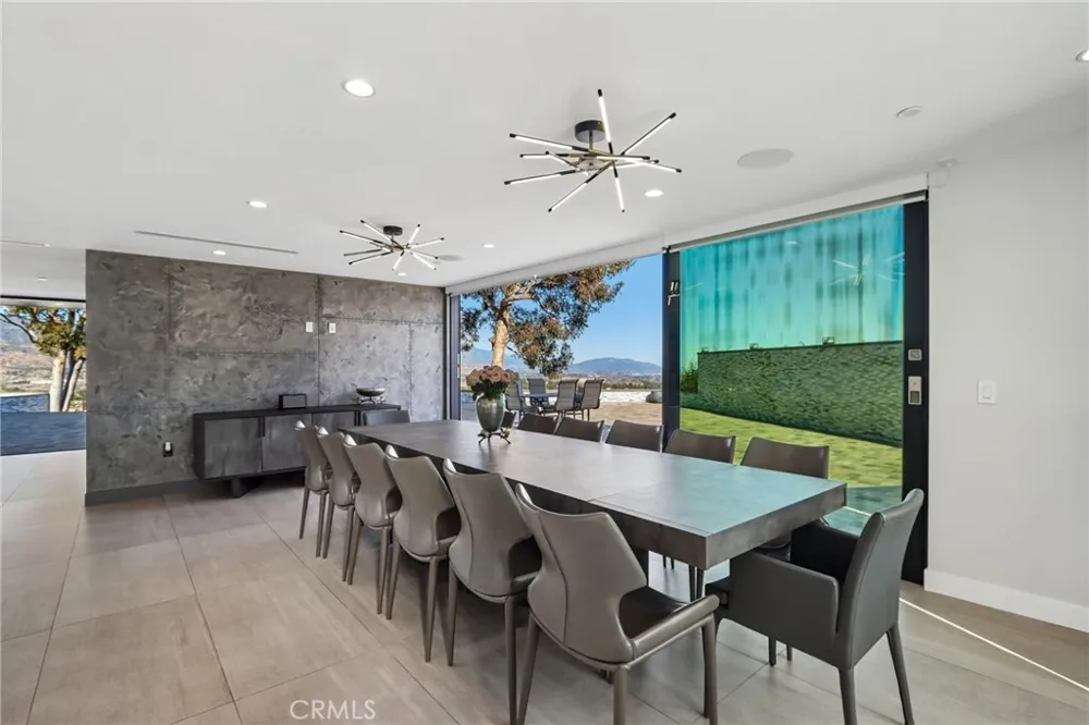 13042 Jolette Avenue Granada Hills, CA 91344
