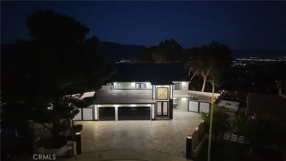 13042 Jolette Avenue Granada Hills, CA 91344