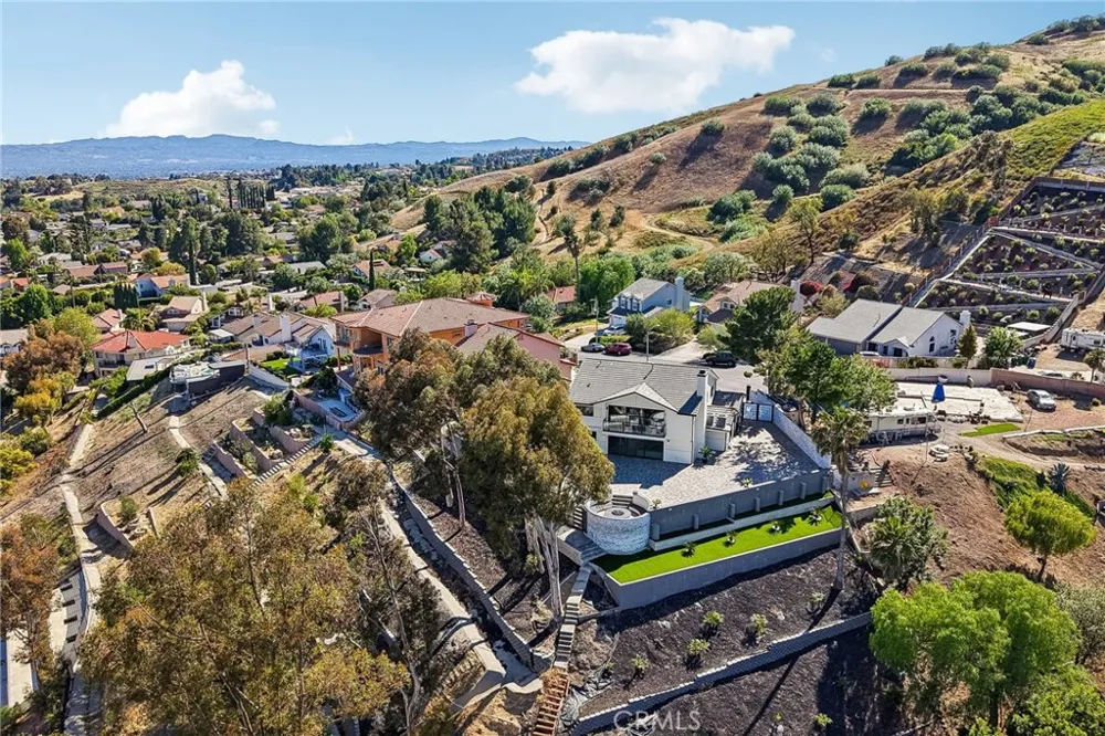 13042 Jolette Avenue Granada Hills, CA 91344