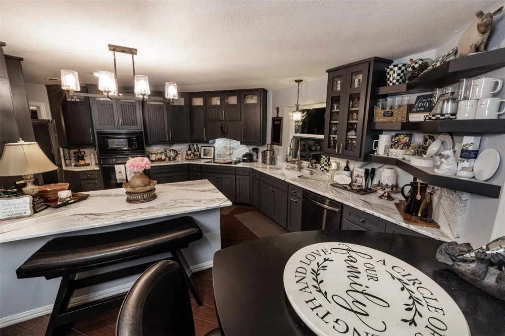 511 S Sulphur Street Leonard, TX 75452