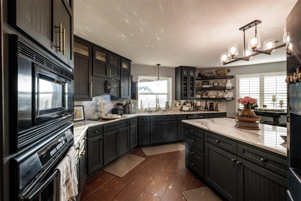 511 S Sulphur Street Leonard, TX 75452