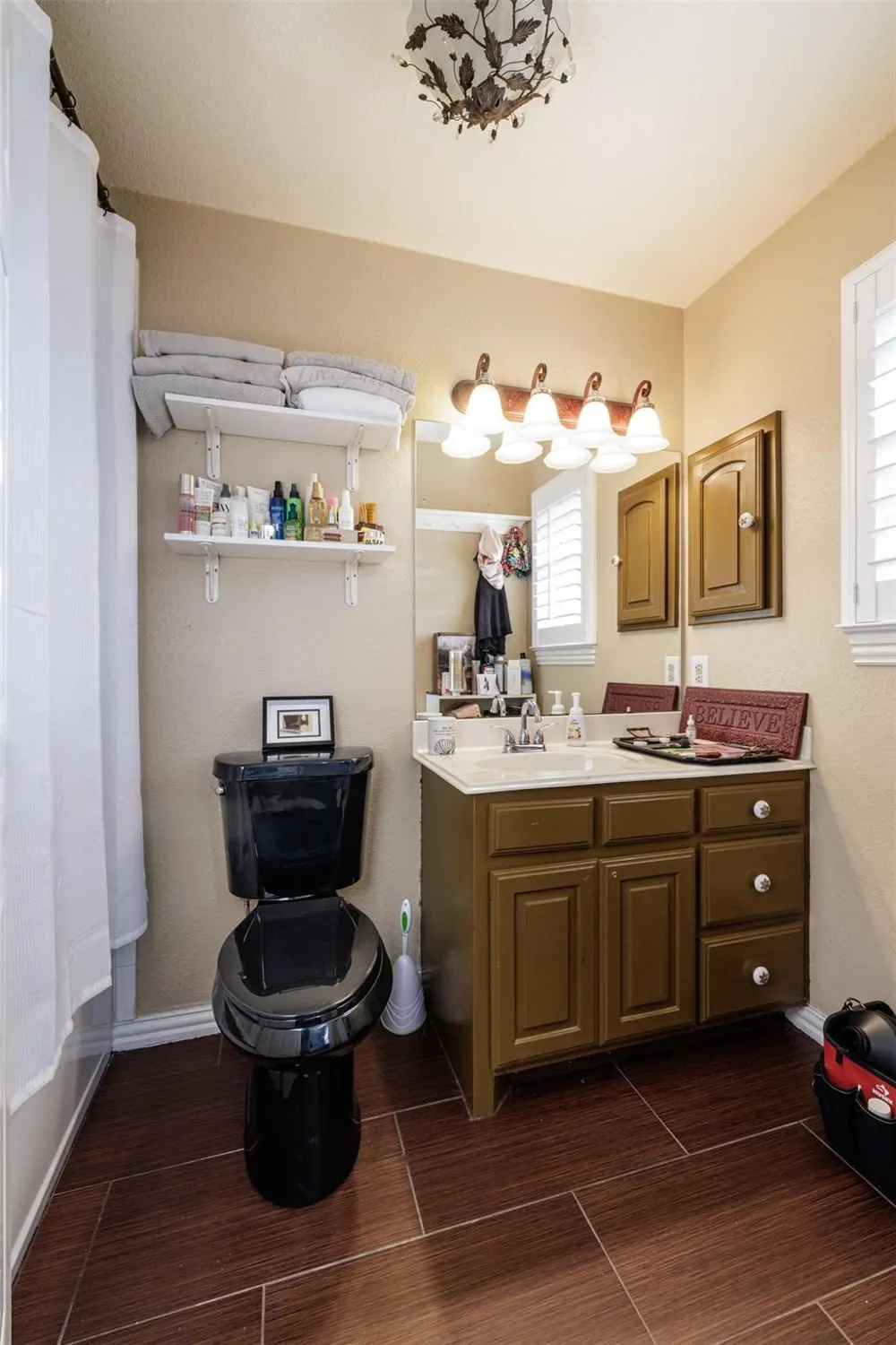 511 S Sulphur Street Leonard, TX 75452