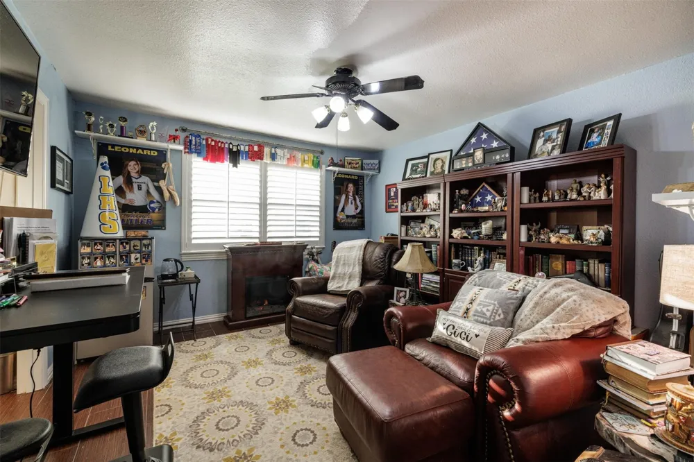 511 S Sulphur Street Leonard, TX 75452