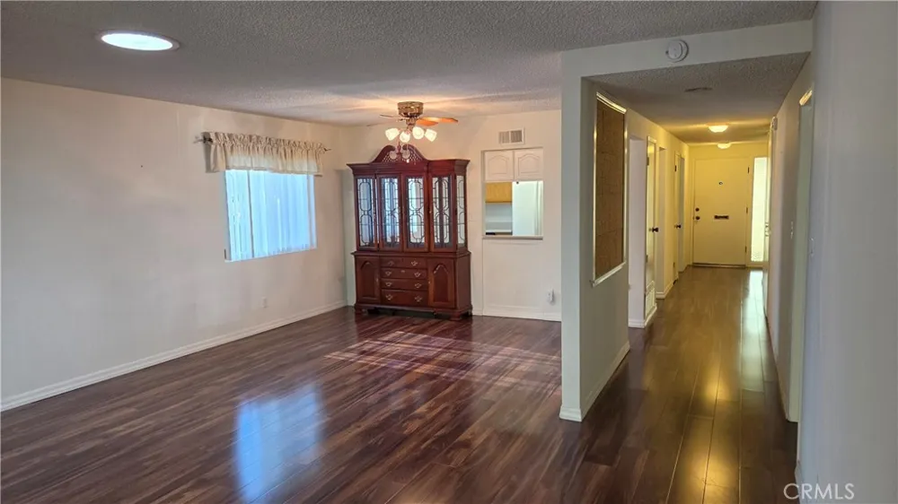 19340 Oak Crossing Newhall, CA 91321