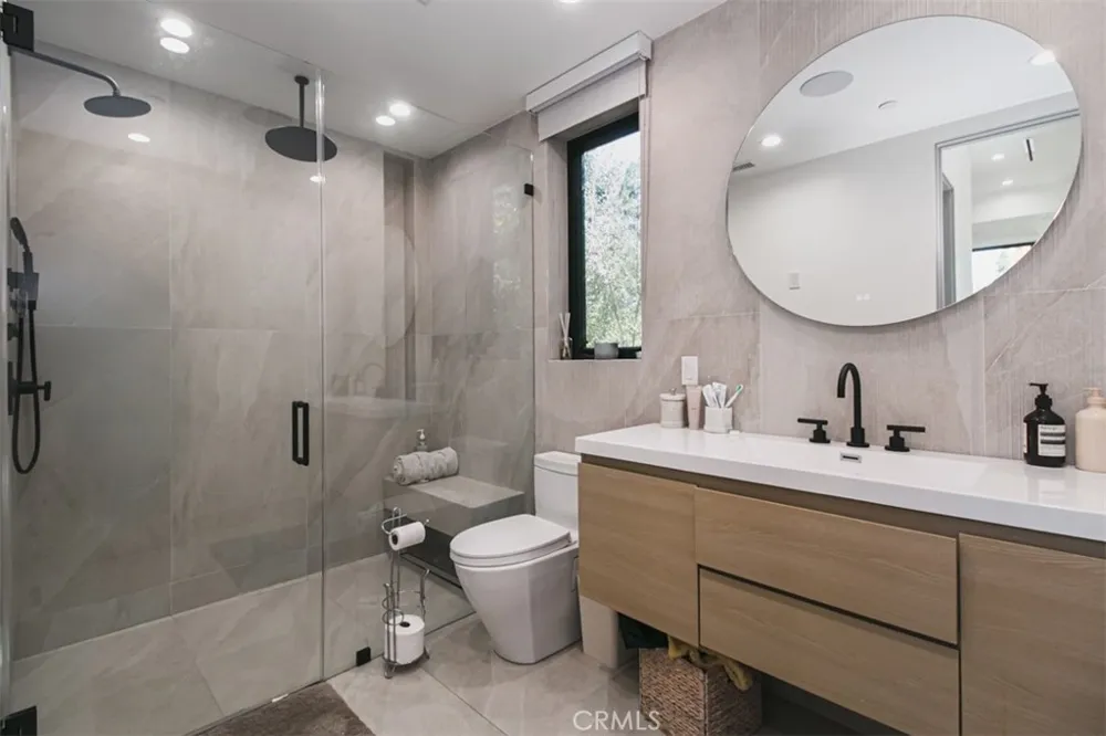 4620 Caritina Tarzana, CA 91356