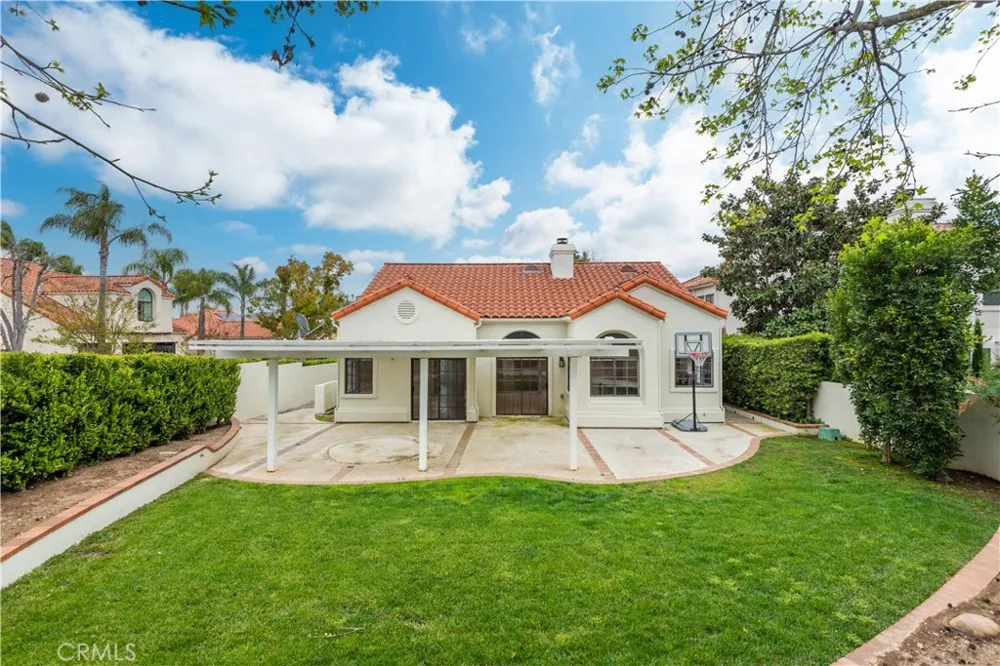 729 Maywood Court Westlake Village, CA 91362