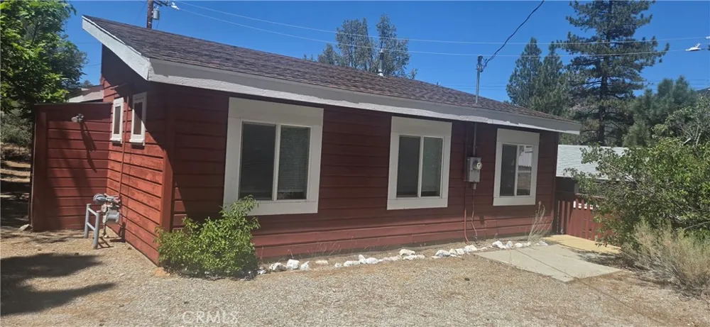 6787 Lakeview Frazier Park, CA 93225