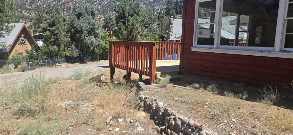 6787 Lakeview Frazier Park, CA 93225