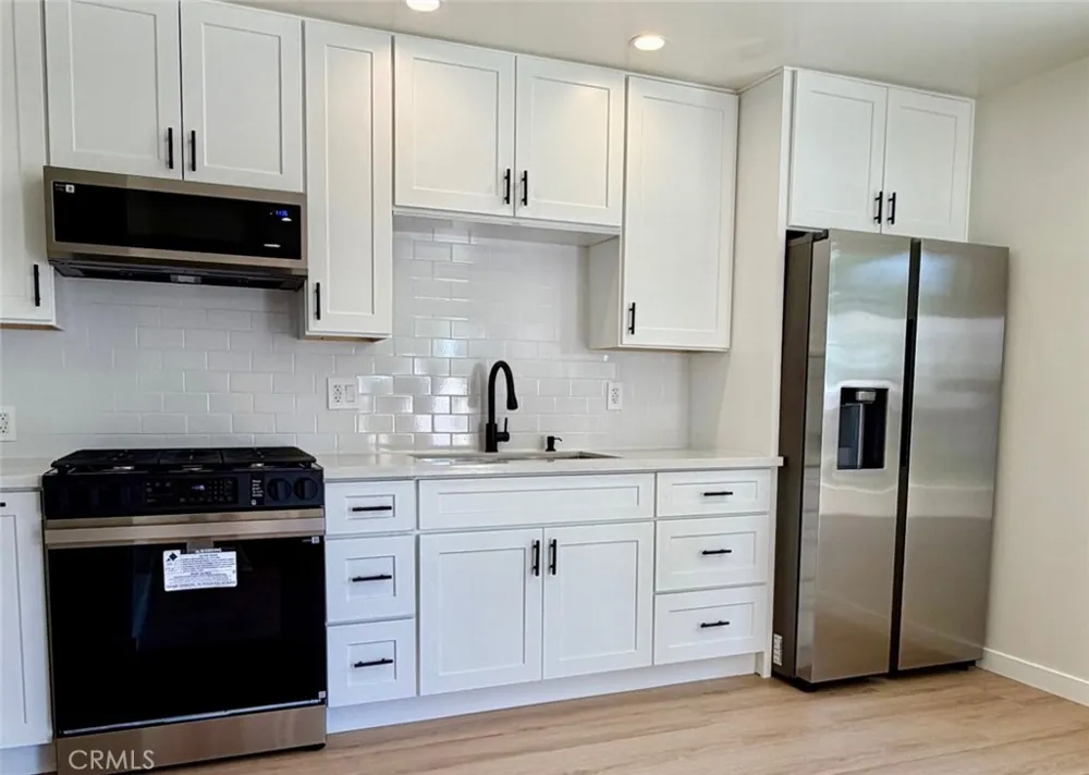 16117 Harvest Street Granada Hills, CA 91344