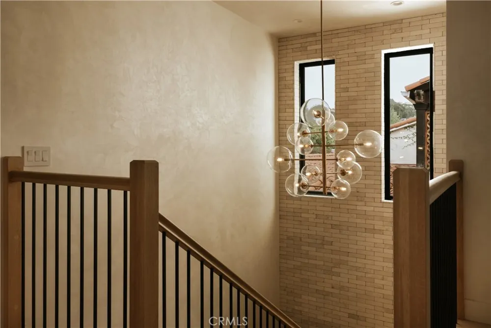 4275 Murietta Avenue Sherman Oaks, CA 91423