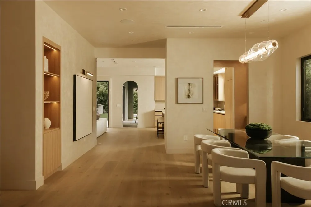 4275 Murietta Avenue Sherman Oaks, CA 91423