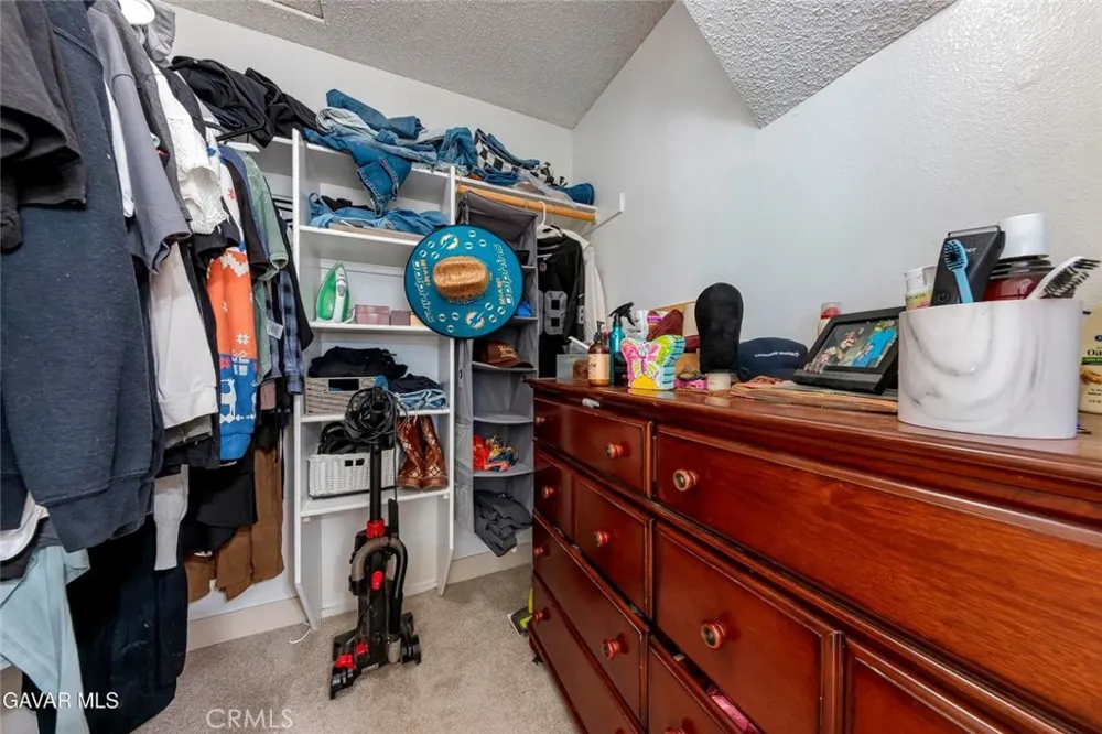 42502 52nd W Quartz Hill, CA 93536
