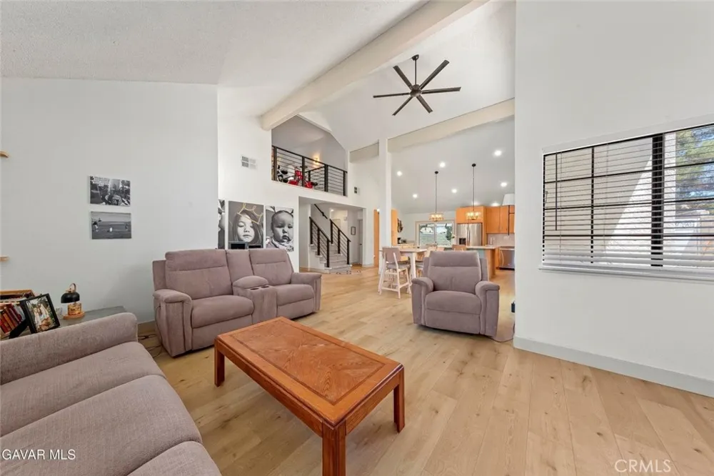 42502 52nd W Quartz Hill, CA 93536