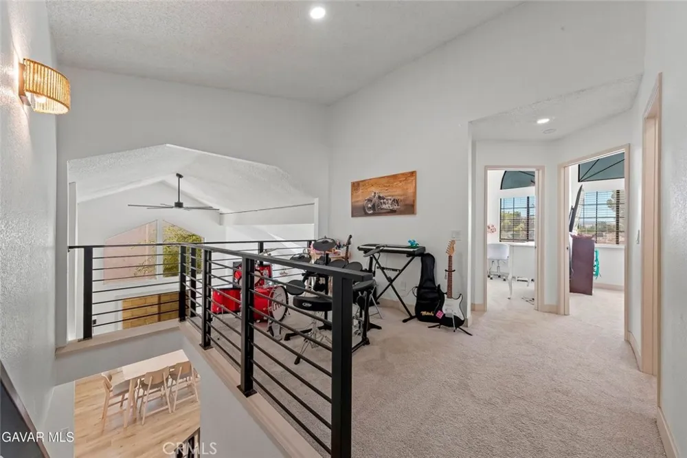 42502 52nd W Quartz Hill, CA 93536