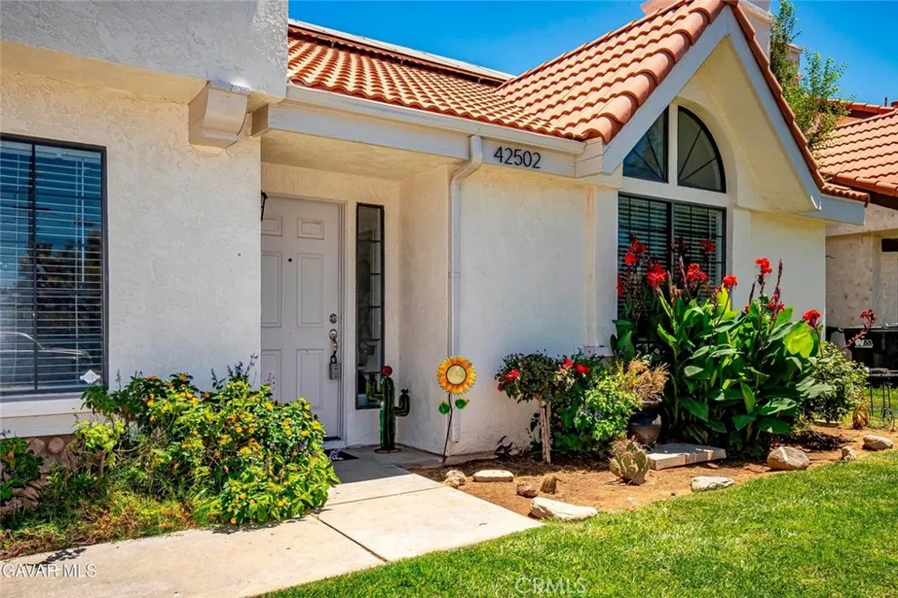 42502 52nd W Quartz Hill, CA 93536