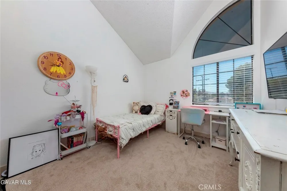 42502 52nd W Quartz Hill, CA 93536