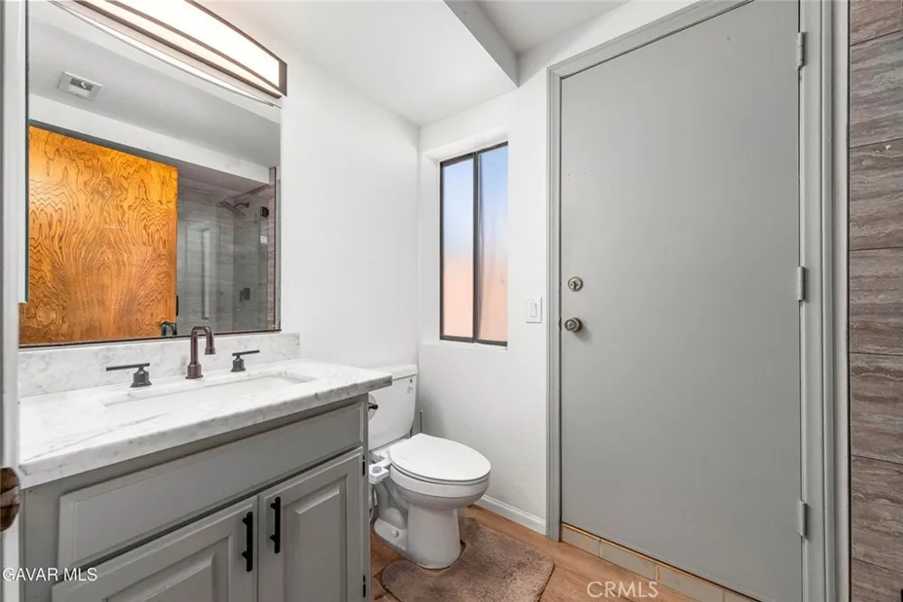 43029 Ed Halley Lancaster, CA 93536