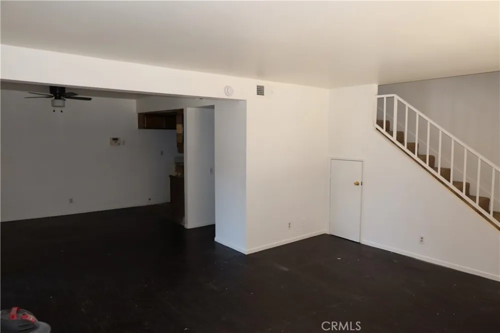 826 E Avenue J12 #2 Lancaster, CA 93535