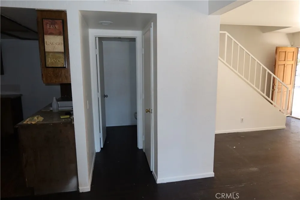 826 E Avenue J12 #2 Lancaster, CA 93535