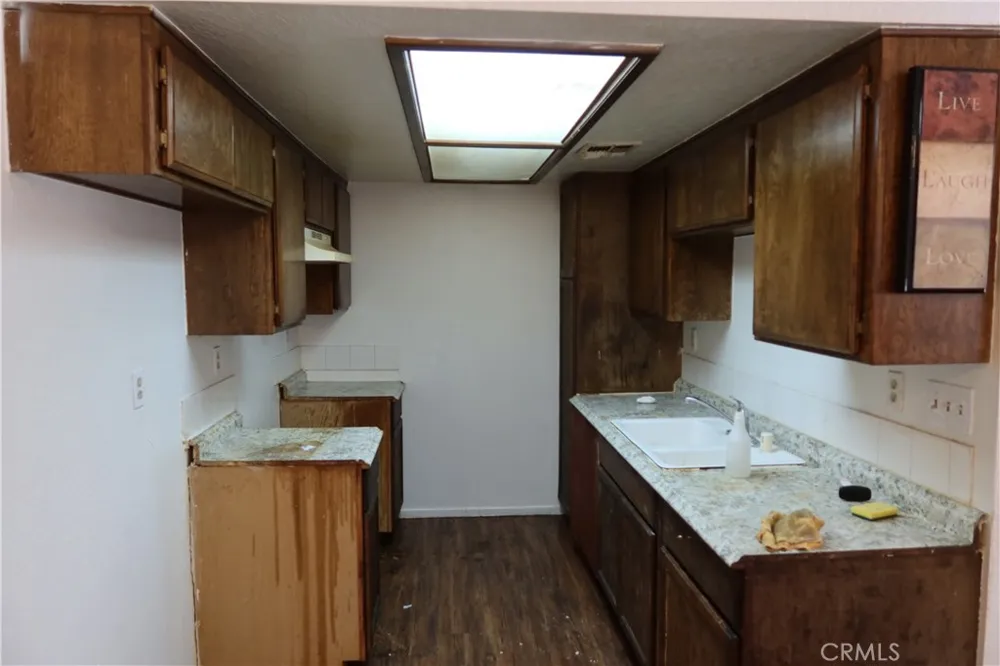 826 E Avenue J12 #2 Lancaster, CA 93535
