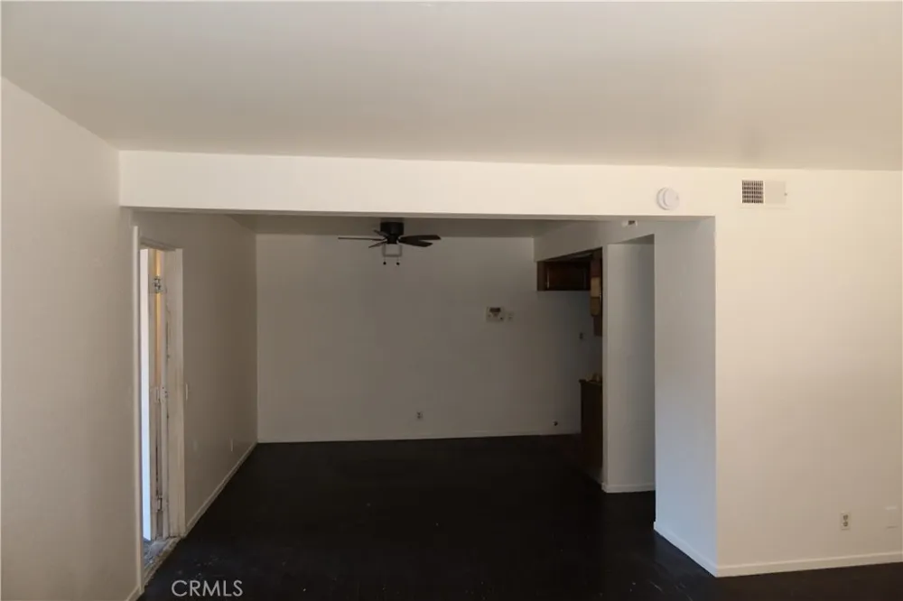 826 E Avenue J12 #2 Lancaster, CA 93535