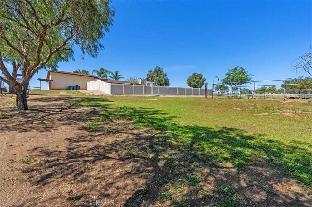 37790 Los Alamos Road Murrieta, CA 92563