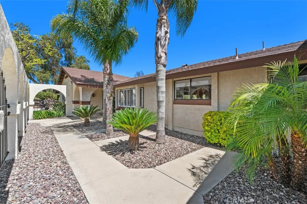 37790 Los Alamos Road Murrieta, CA 92563