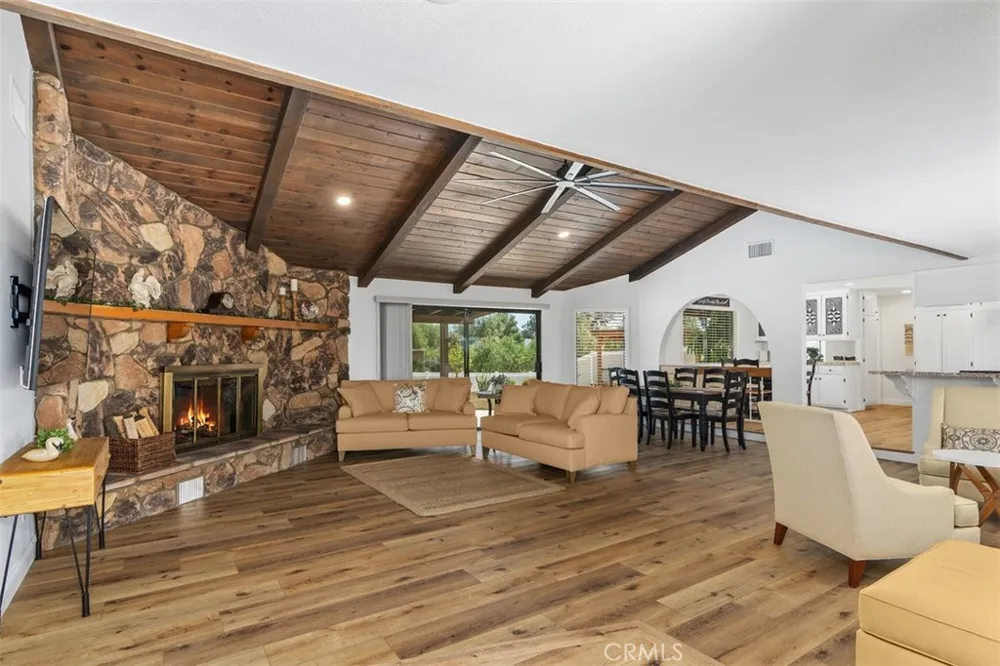 37790 Los Alamos Road Murrieta, CA 92563