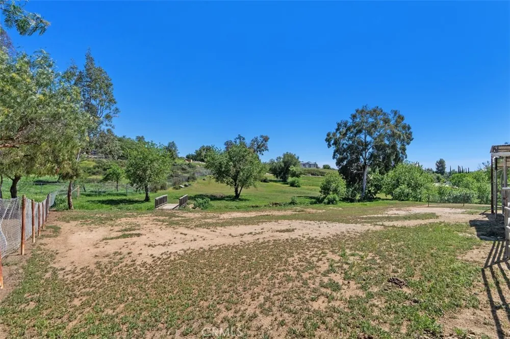 37790 Los Alamos Road Murrieta, CA 92563