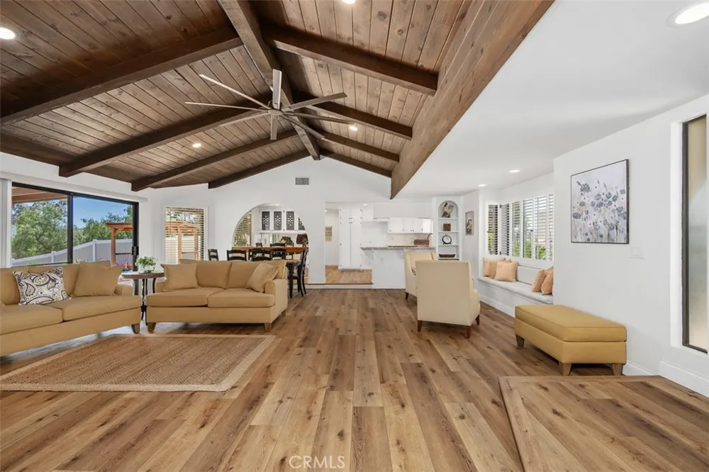 37790 Los Alamos Road Murrieta, CA 92563