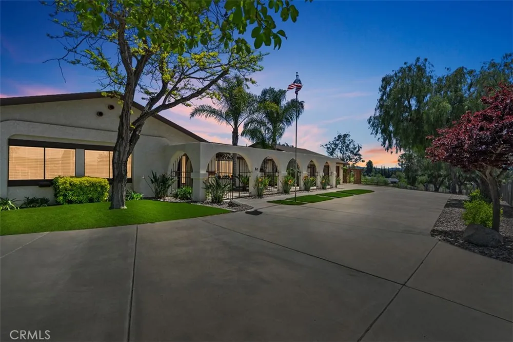 37790 Los Alamos Road Murrieta, CA 92563