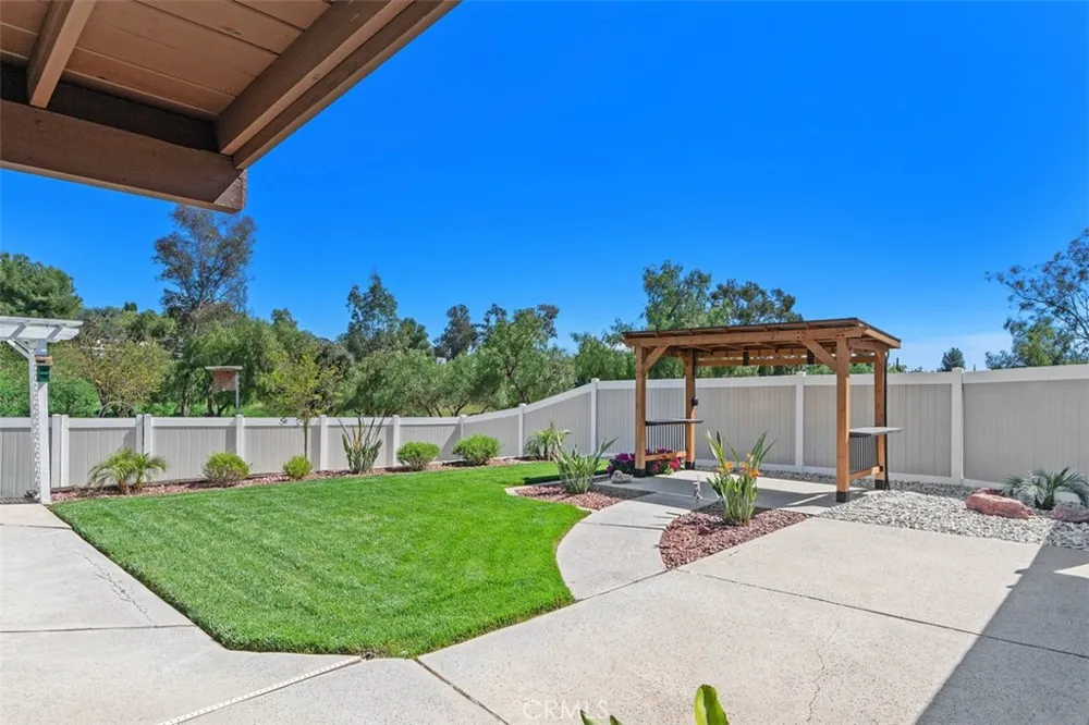 37790 Los Alamos Road Murrieta, CA 92563