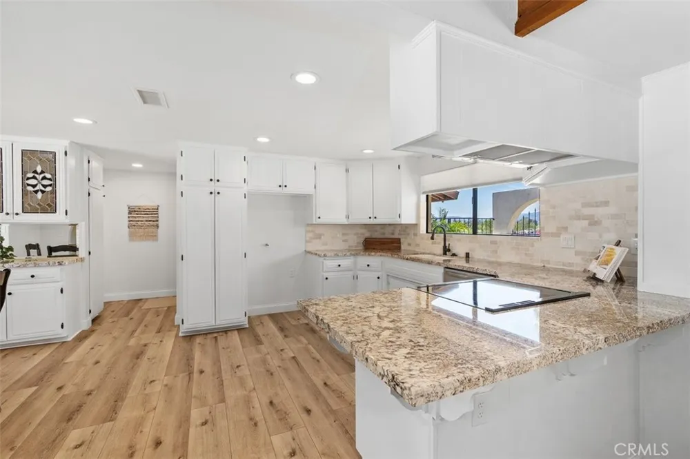 37790 Los Alamos Road Murrieta, CA 92563