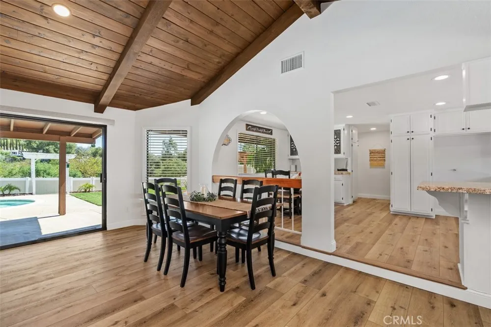 37790 Los Alamos Road Murrieta, CA 92563