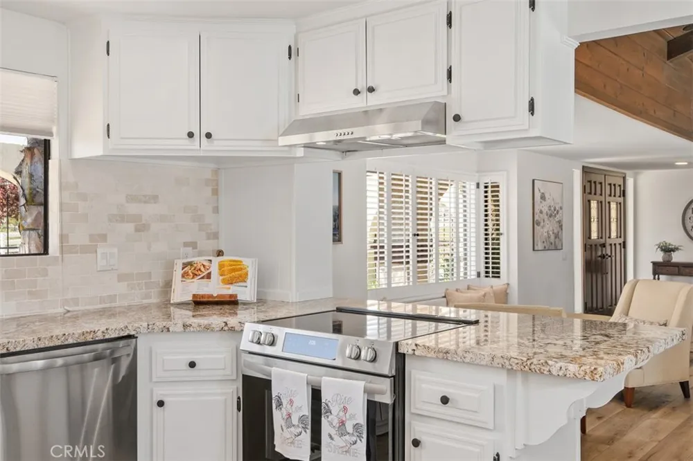 37790 Los Alamos Road Murrieta, CA 92563
