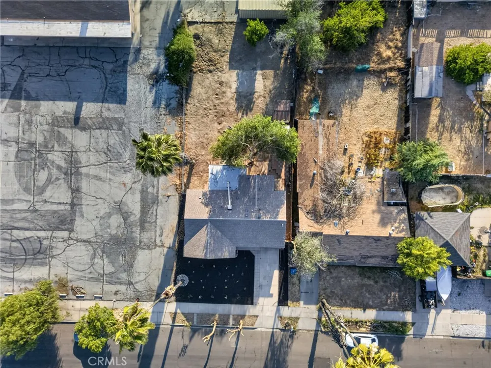 531 S Thompson Street Hemet, CA 92543