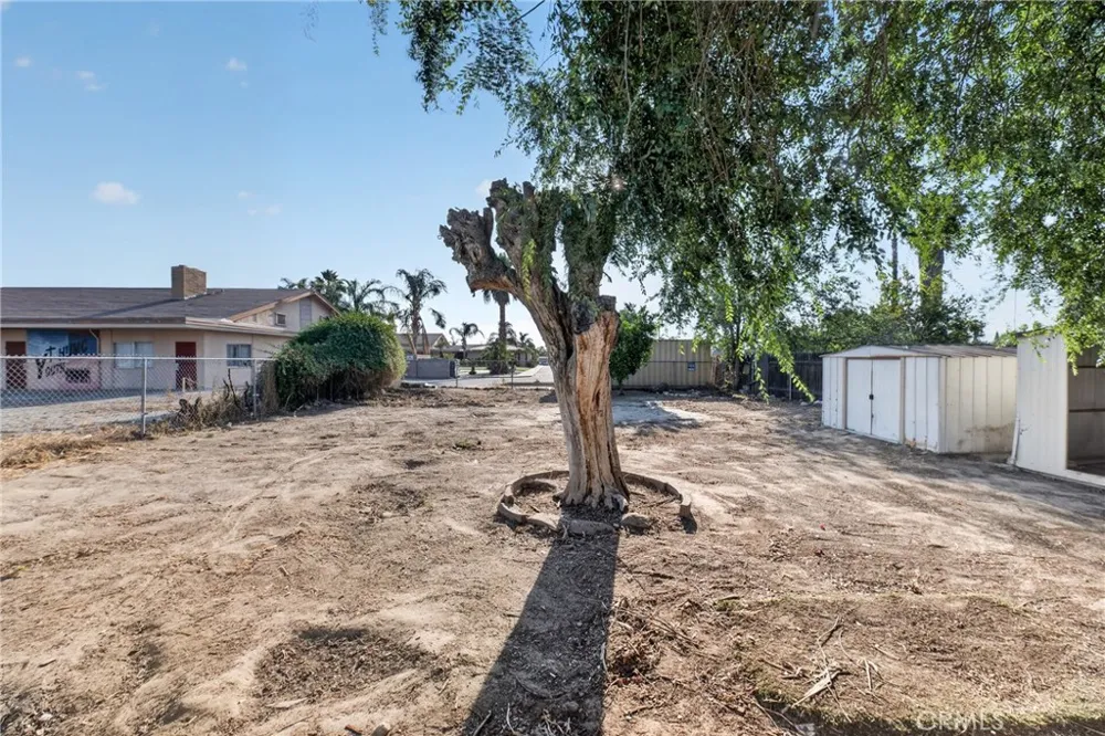 531 S Thompson Street Hemet, CA 92543