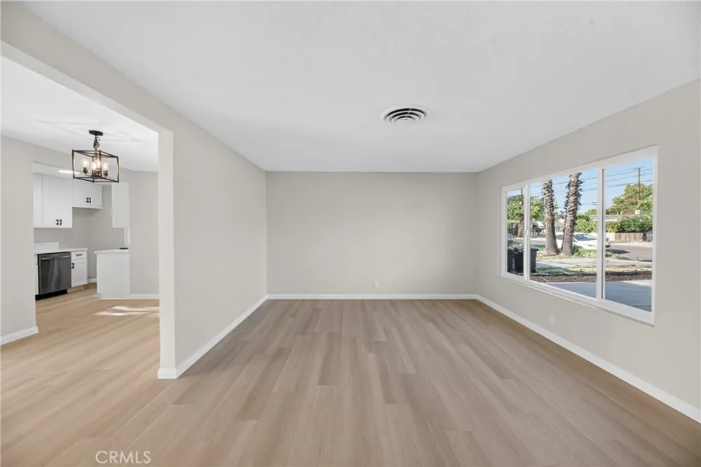 531 S Thompson Street Hemet, CA 92543