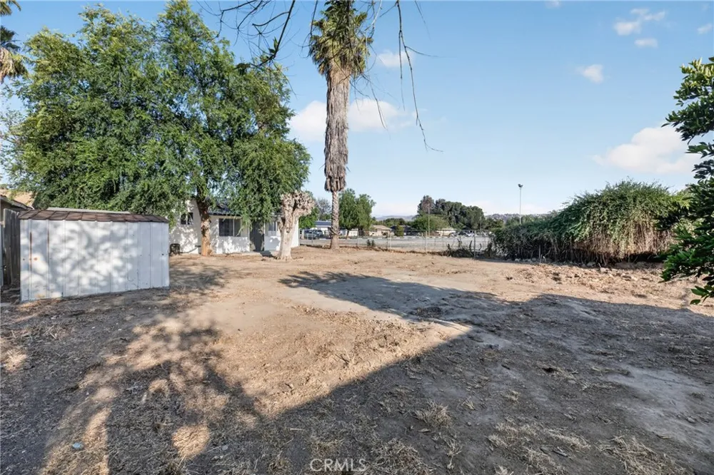 531 S Thompson Street Hemet, CA 92543