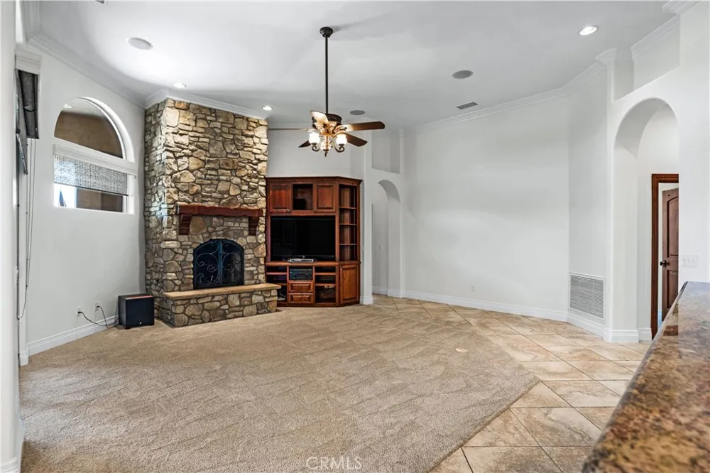 32032 La Serena Temecula, CA 92591