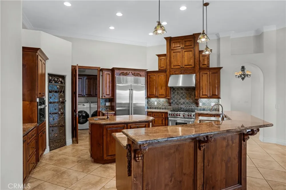 32032 La Serena Temecula, CA 92591