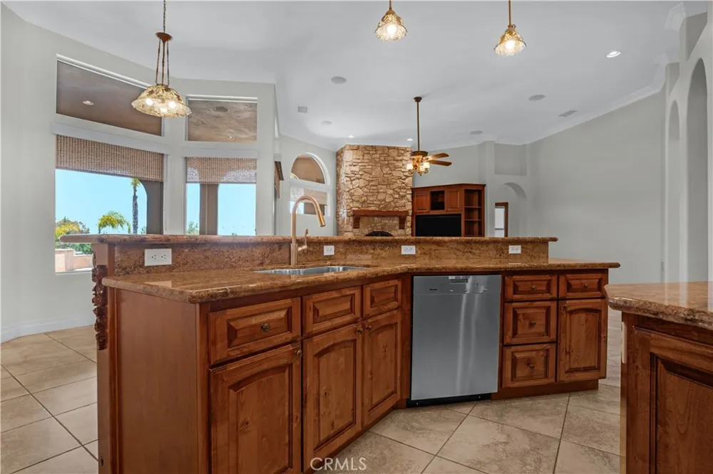 32032 La Serena Temecula, CA 92591