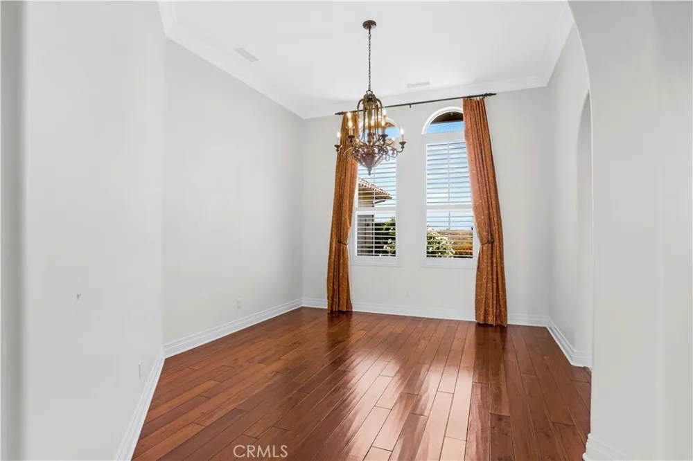 32032 La Serena Temecula, CA 92591