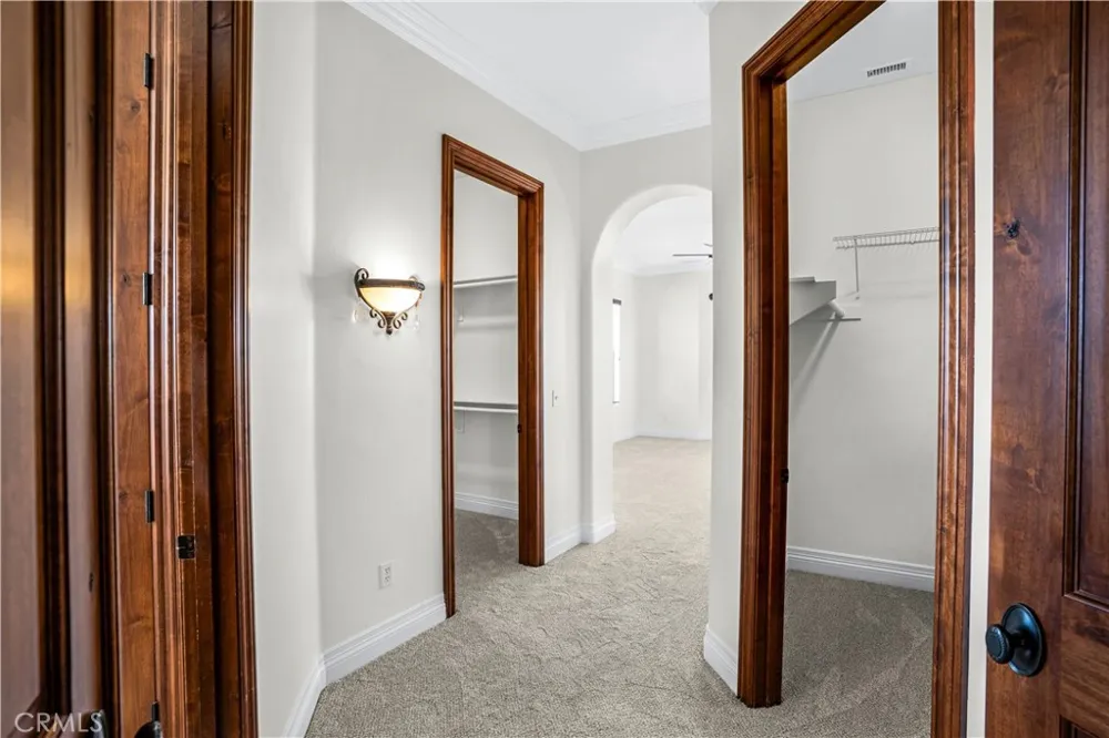 32032 La Serena Temecula, CA 92591