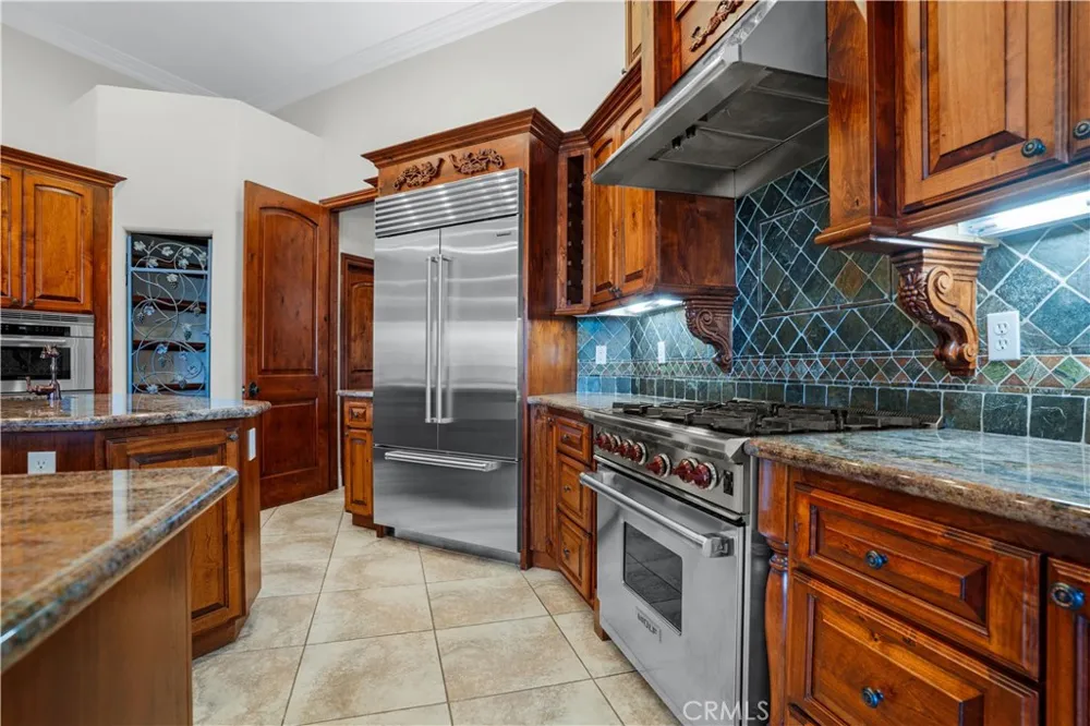 32032 La Serena Temecula, CA 92591