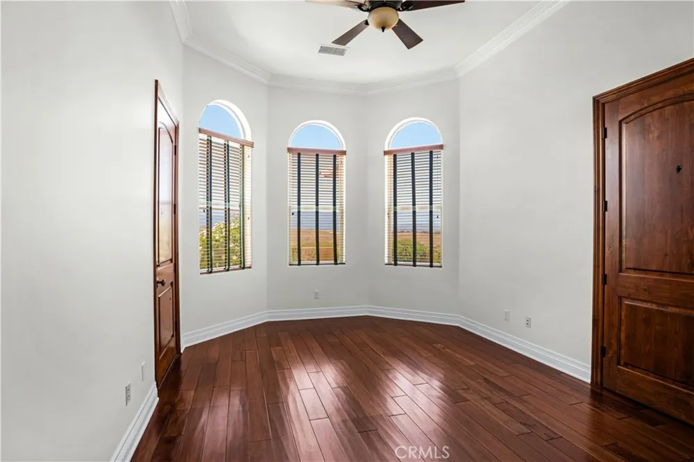 32032 La Serena Temecula, CA 92591