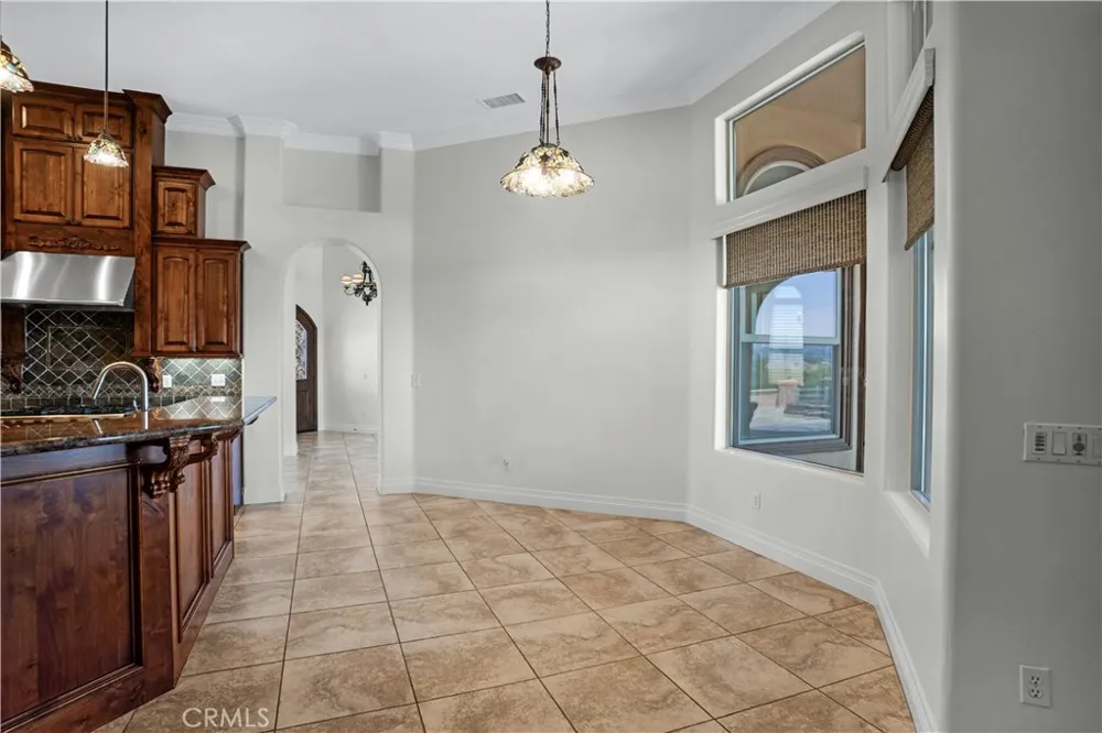 32032 La Serena Temecula, CA 92591
