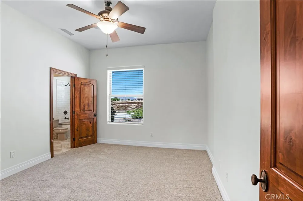 32032 La Serena Temecula, CA 92591