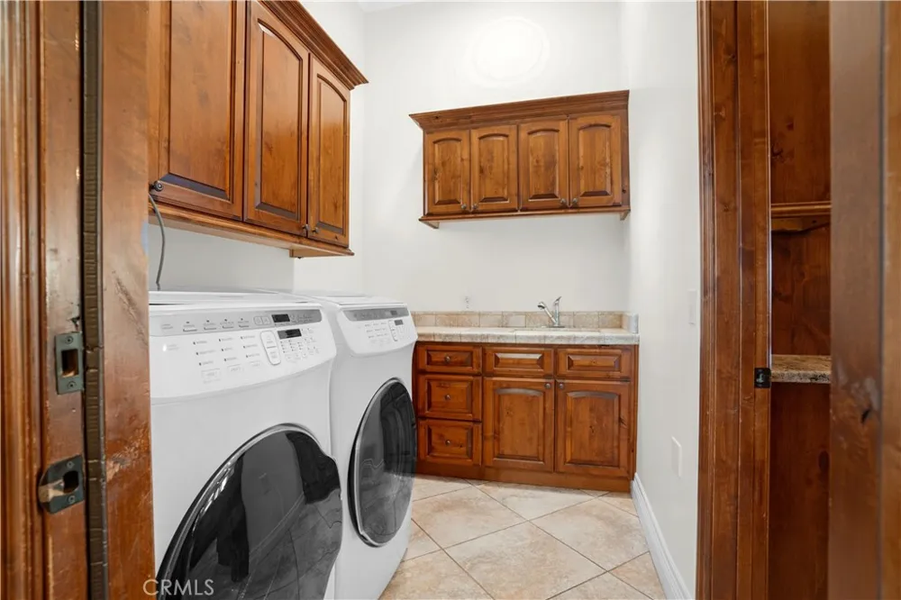32032 La Serena Temecula, CA 92591