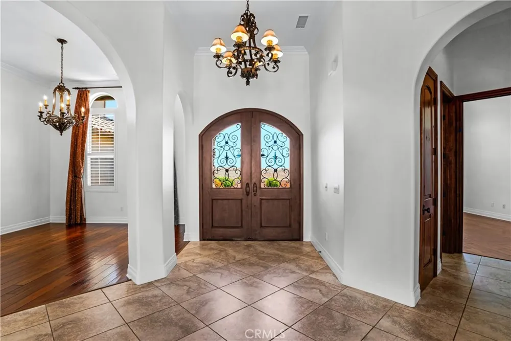 32032 La Serena Temecula, CA 92591